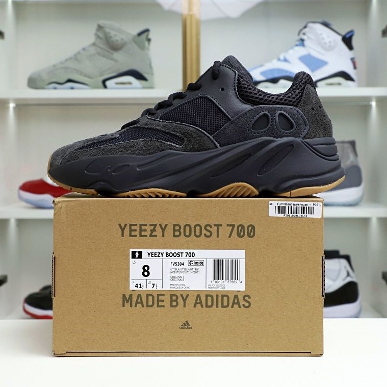 YEEZY BOOST 700 'UTILITY BLACK' - finekick.vip