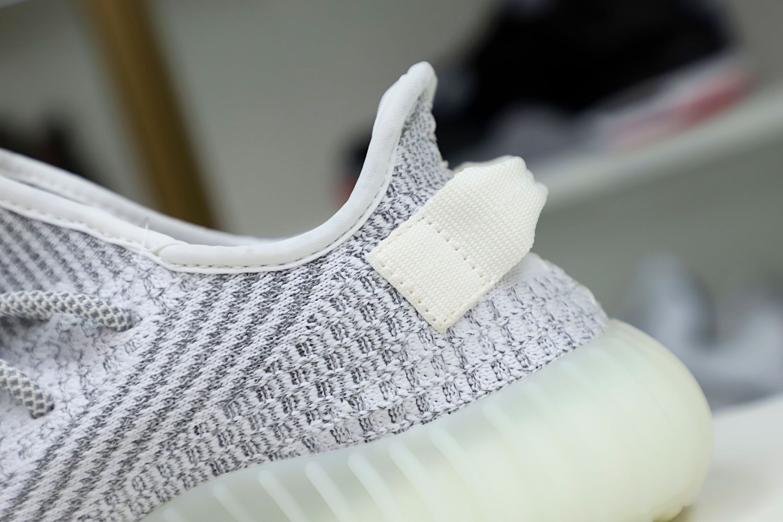 YEEZY BOOST 350 V2 'STATIC REFLECTIVE' - finekick.vip