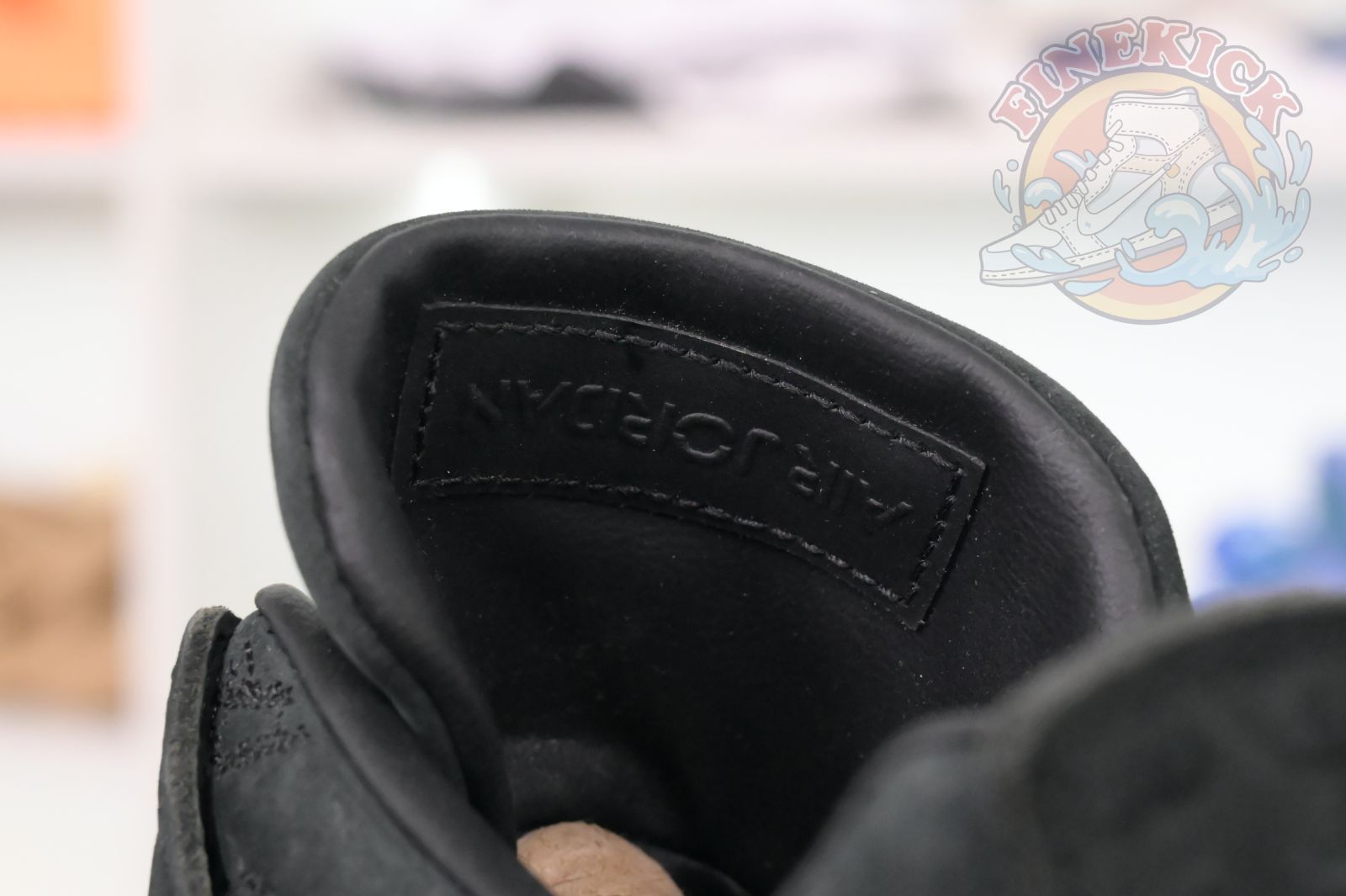 Air Jordan 4 kaws black - finekick.vip