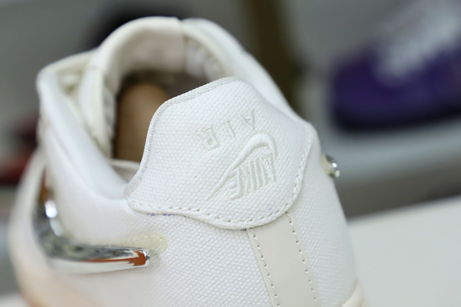 TRAVIS SCOTT X AIR FORCE 1 'SAIL' - finekick.vip