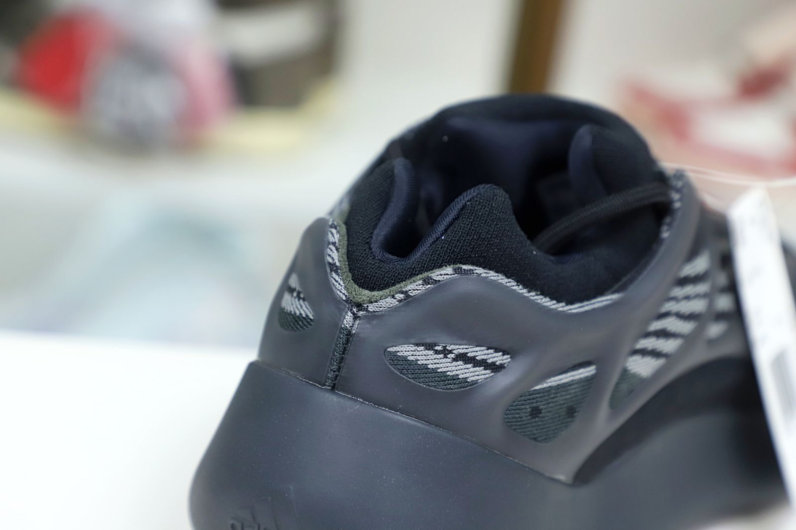 YEEZY 700 V3 'ALVAH' - finekick.vip
