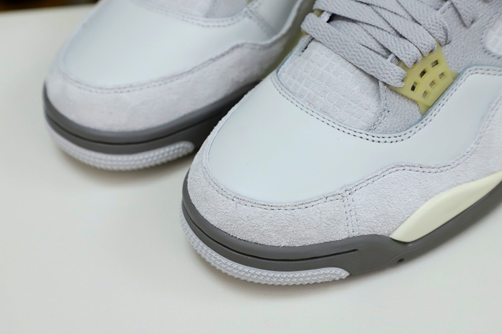 Air Jordan 4 SE
