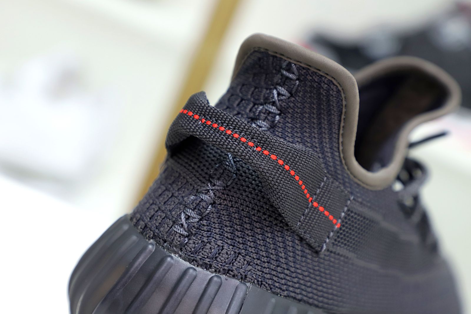 YEEZY BOOST 350 V2 'BLACK NON-REFLECTIVE' - finekick.vip