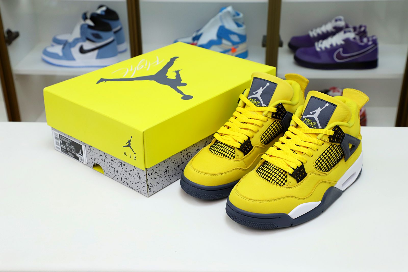 AIR Air JORDAN 4 RETRO 'LIGHTNING' 2021 - finekick.vip