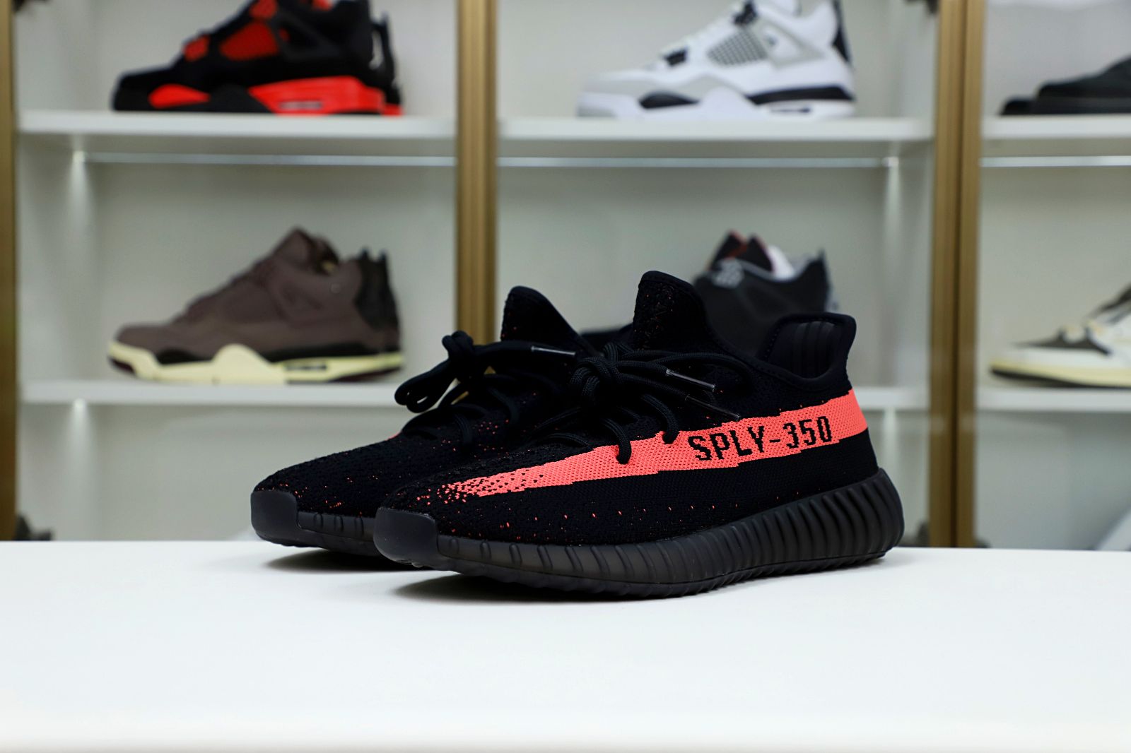 YEEZY BOOST 350 V2 'RED' - finekick.vip