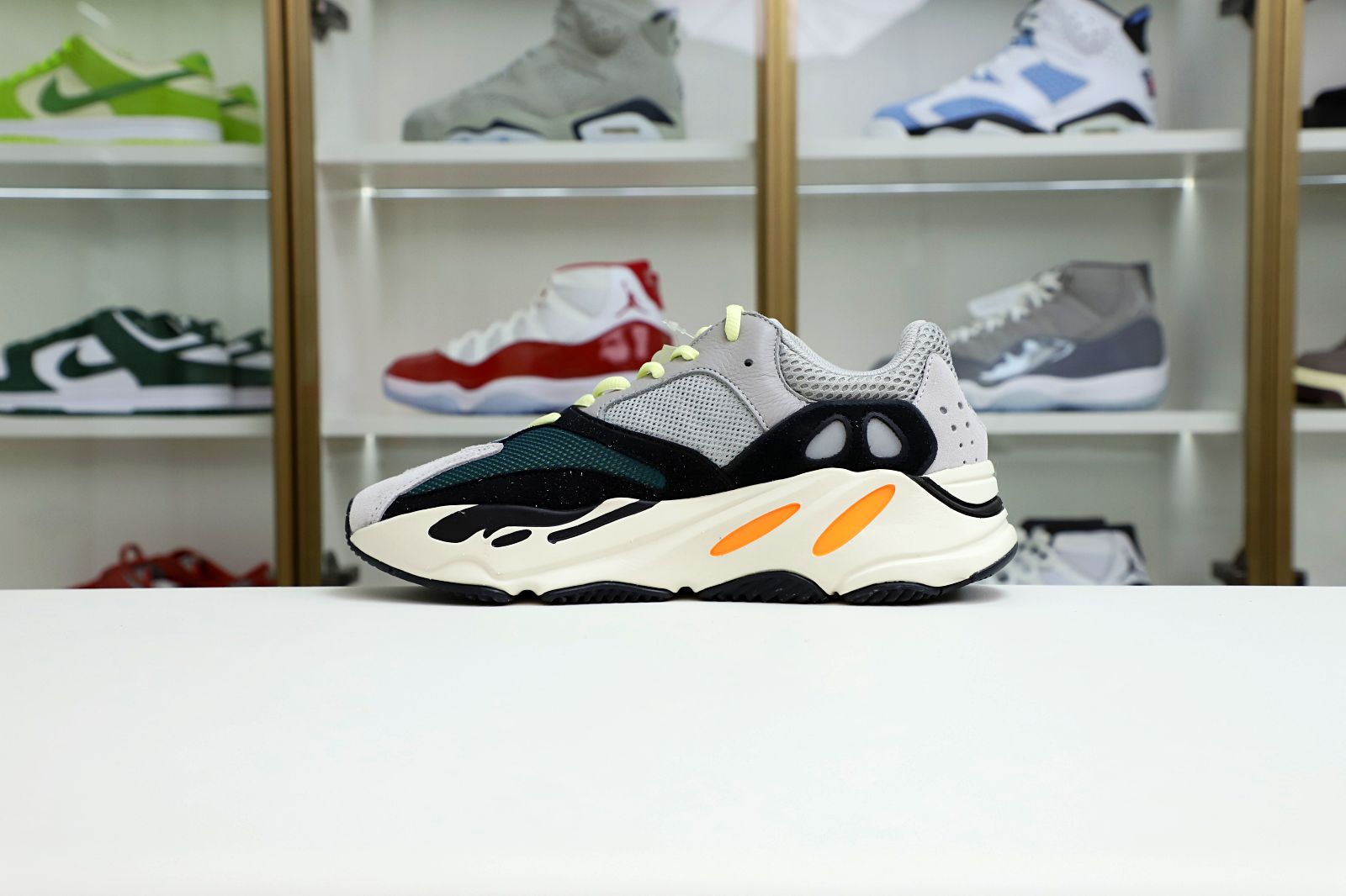 YEEZY BOOST 700 'WAVE RUNNER' - finekick.vip