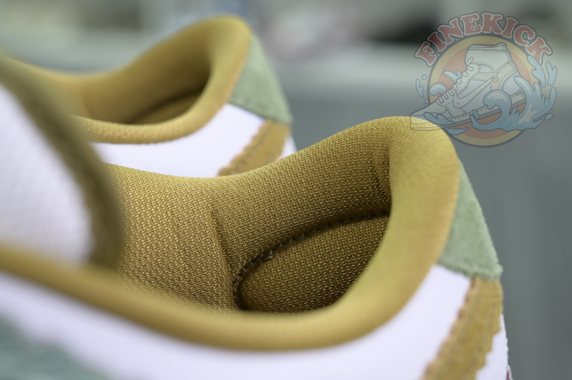 Alexis Sablone x Nike Dunk SB Low - finekick.vip