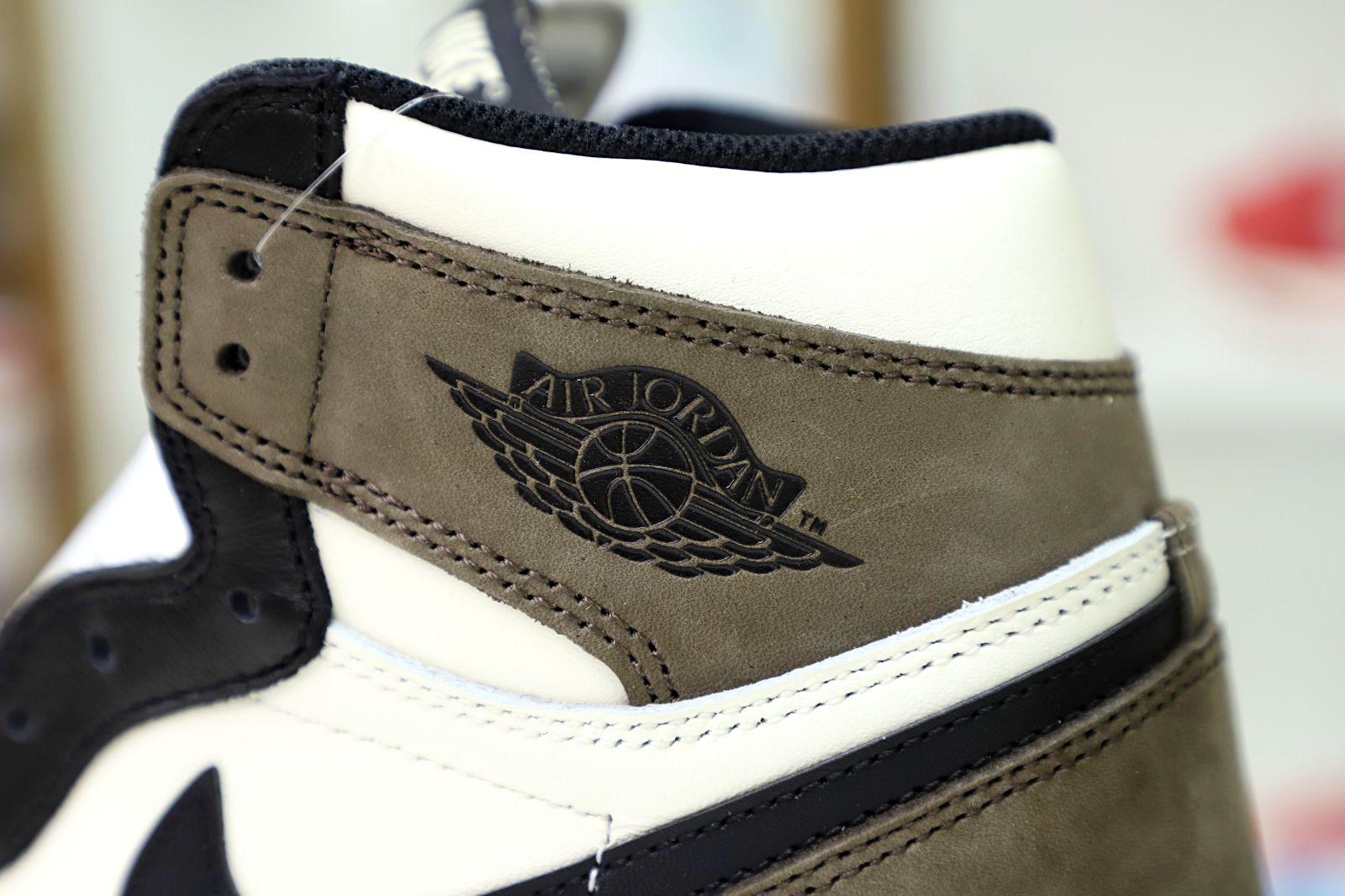AIR JORDAN 1 RETRO HIGH OG 'DARK MOCHA' - finekick.vip