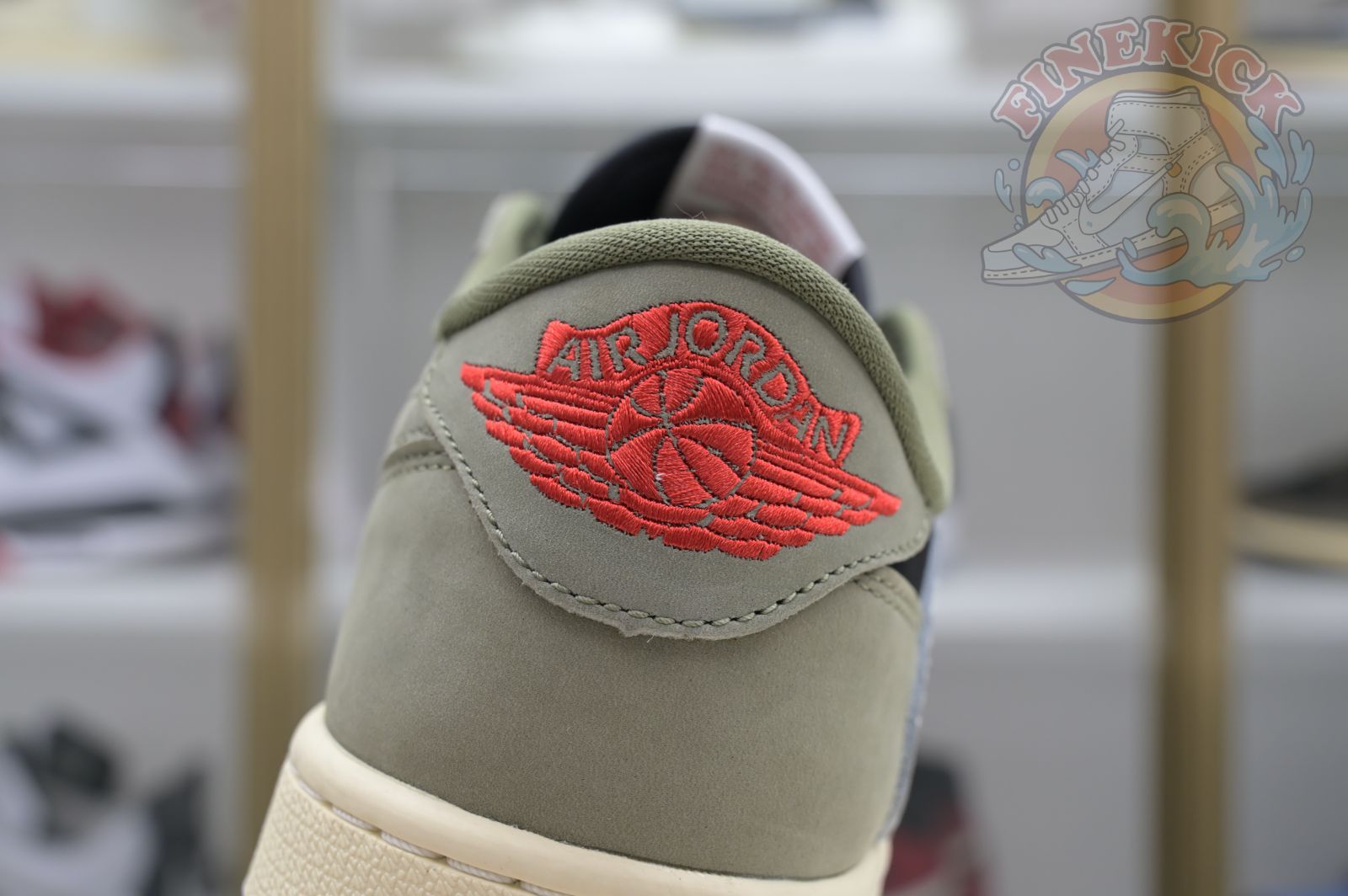 Travis Scott x Air Jordan 1 Low OG 7.0 - finekick.vip