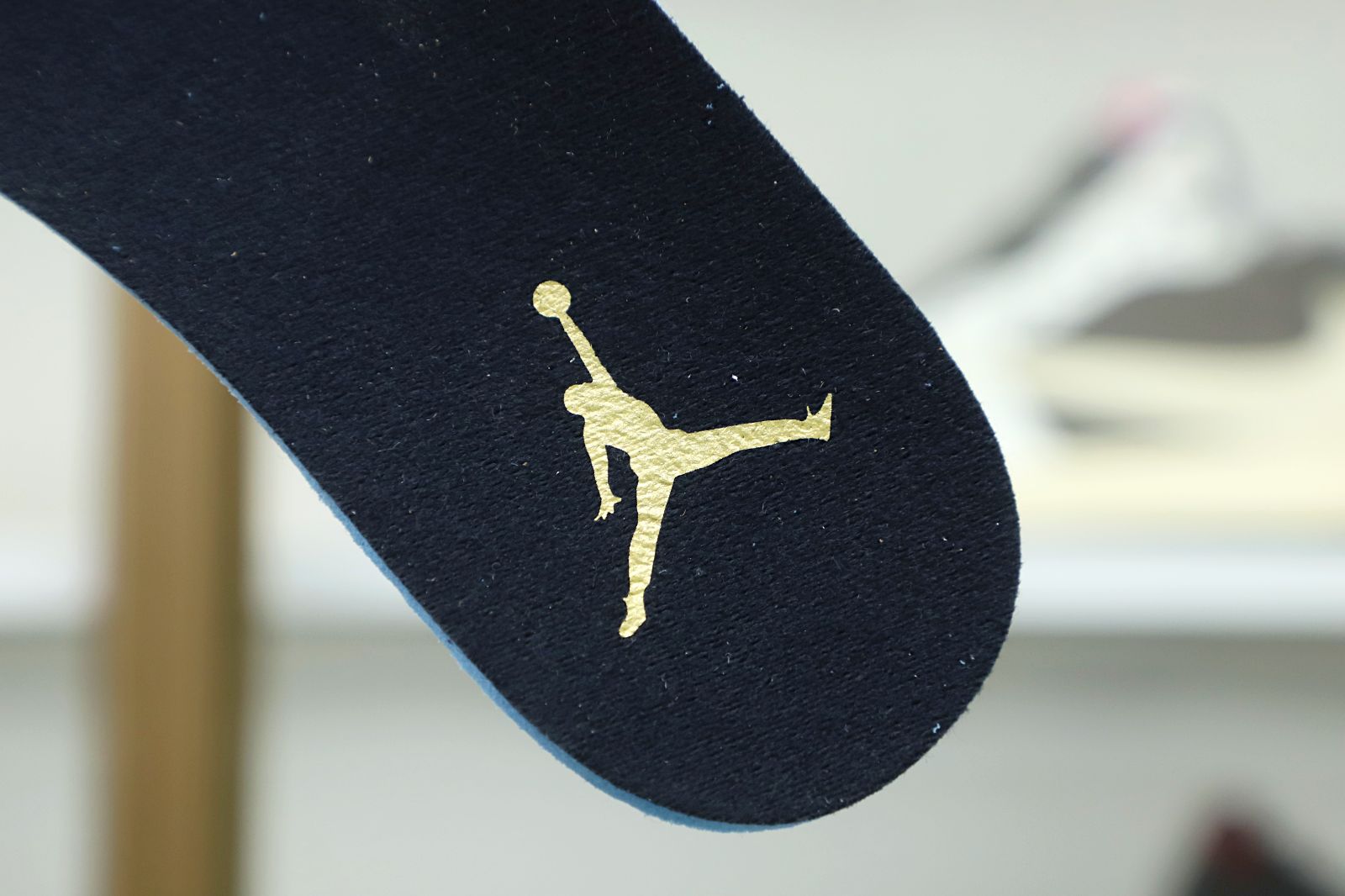 AIR JORDAN 12 RETRO 'ROYALTY' - finekick.vip