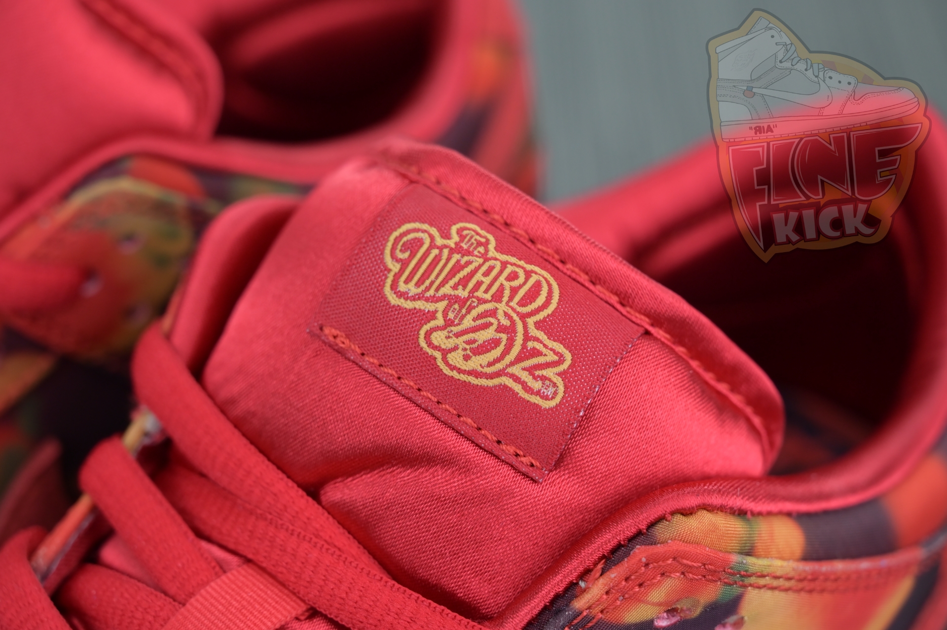 The Wizard of Oz x Nike SBDunk Low“Ruby Slipper” - finekick.vip