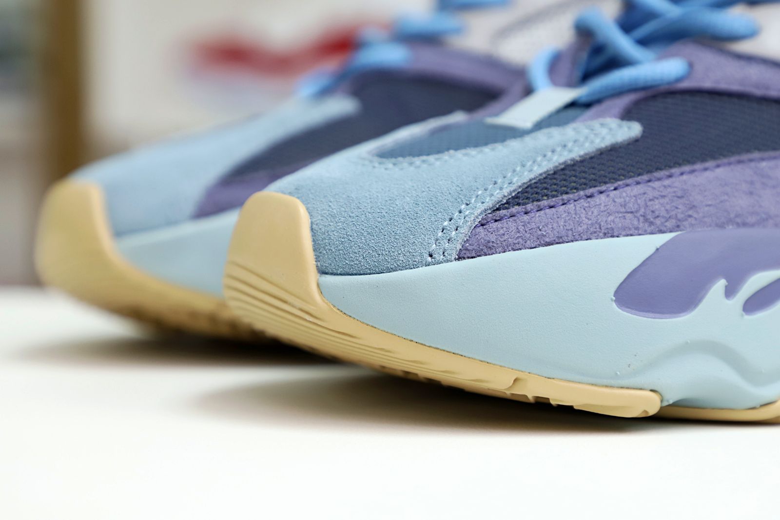 YEEZY BOOST 700 'CARBON BLUE' - finekick.vip
