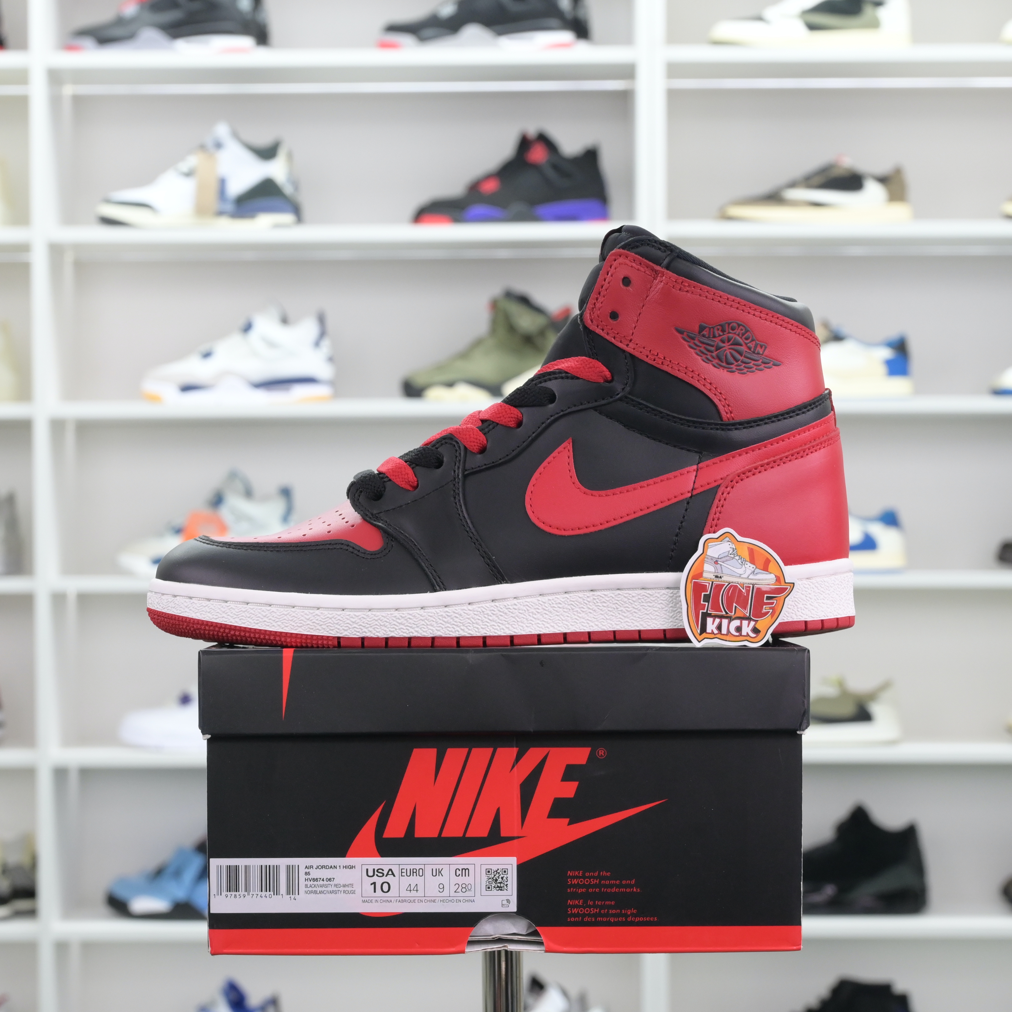 Air Jordan 1 High 85 Bred 2025 - finekick.vip