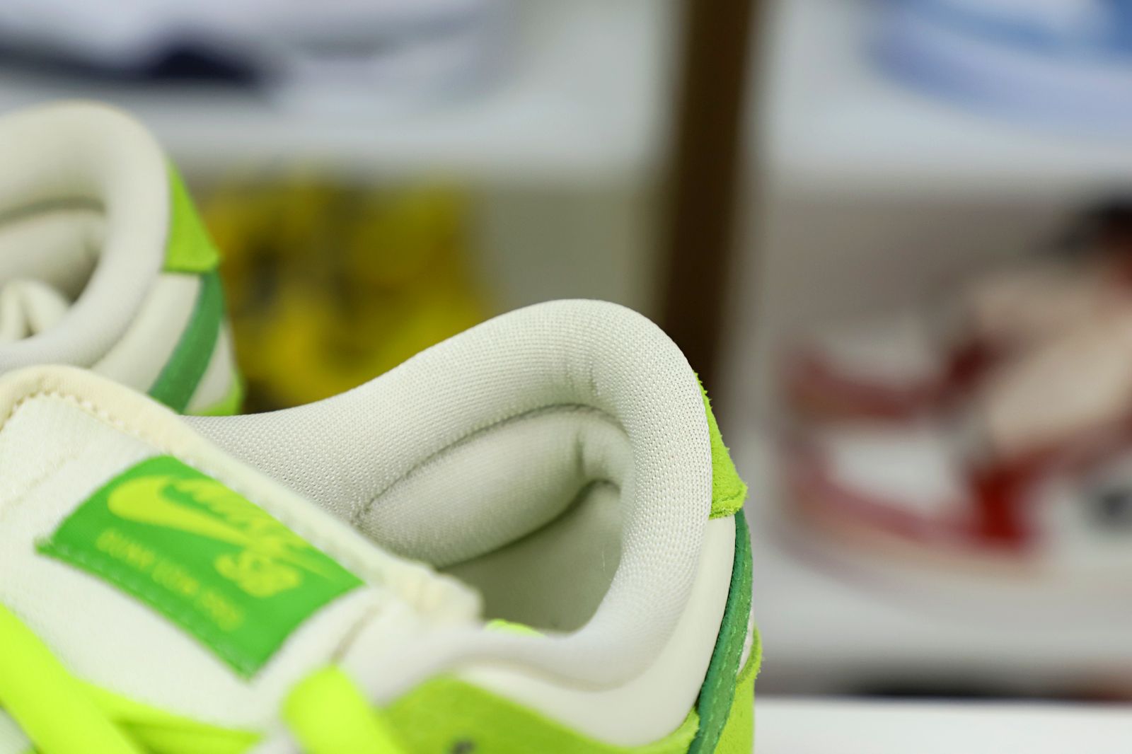 NIKE SB DUNK LOW GREEN APPLE 2022 - finekick.vip