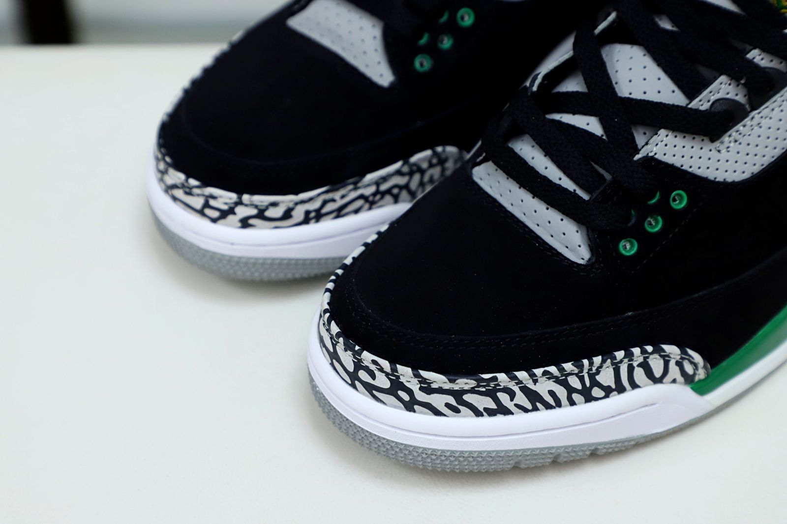 AIR JORDAN 3 PINE GREEN - finekick.vip