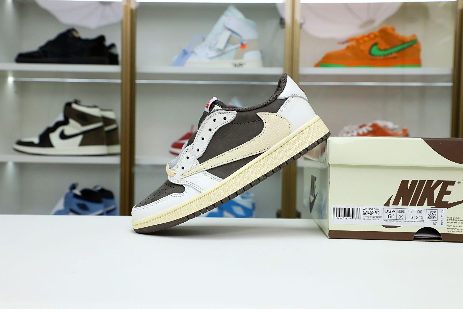 TRAVIS SCOTT X AIR JORDAN 1 LOW OG REVERSE MOCHA - finekick.vip