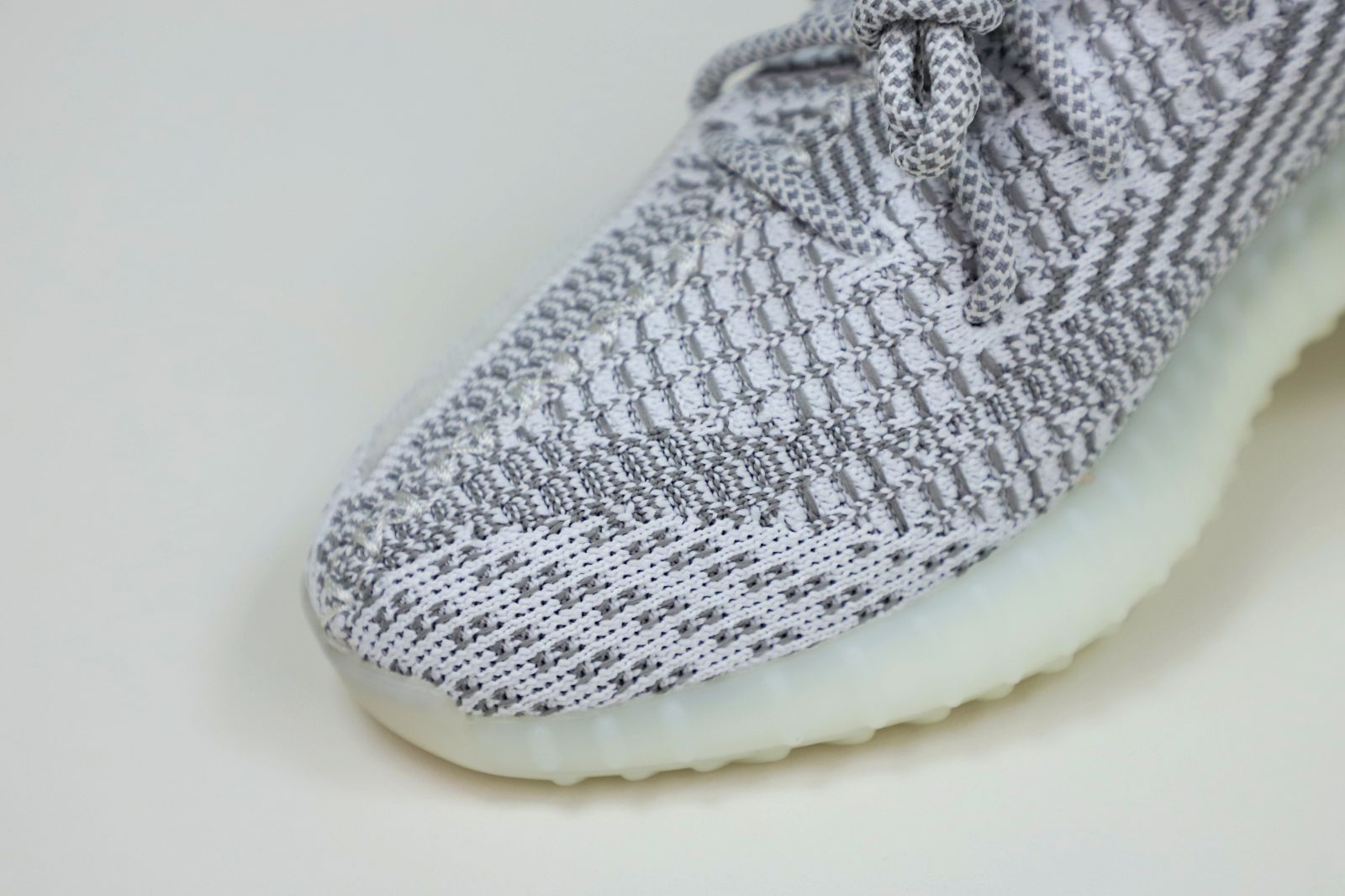 YEEZY BOOST 350 V2 'STATIC NON- - finekick.vip