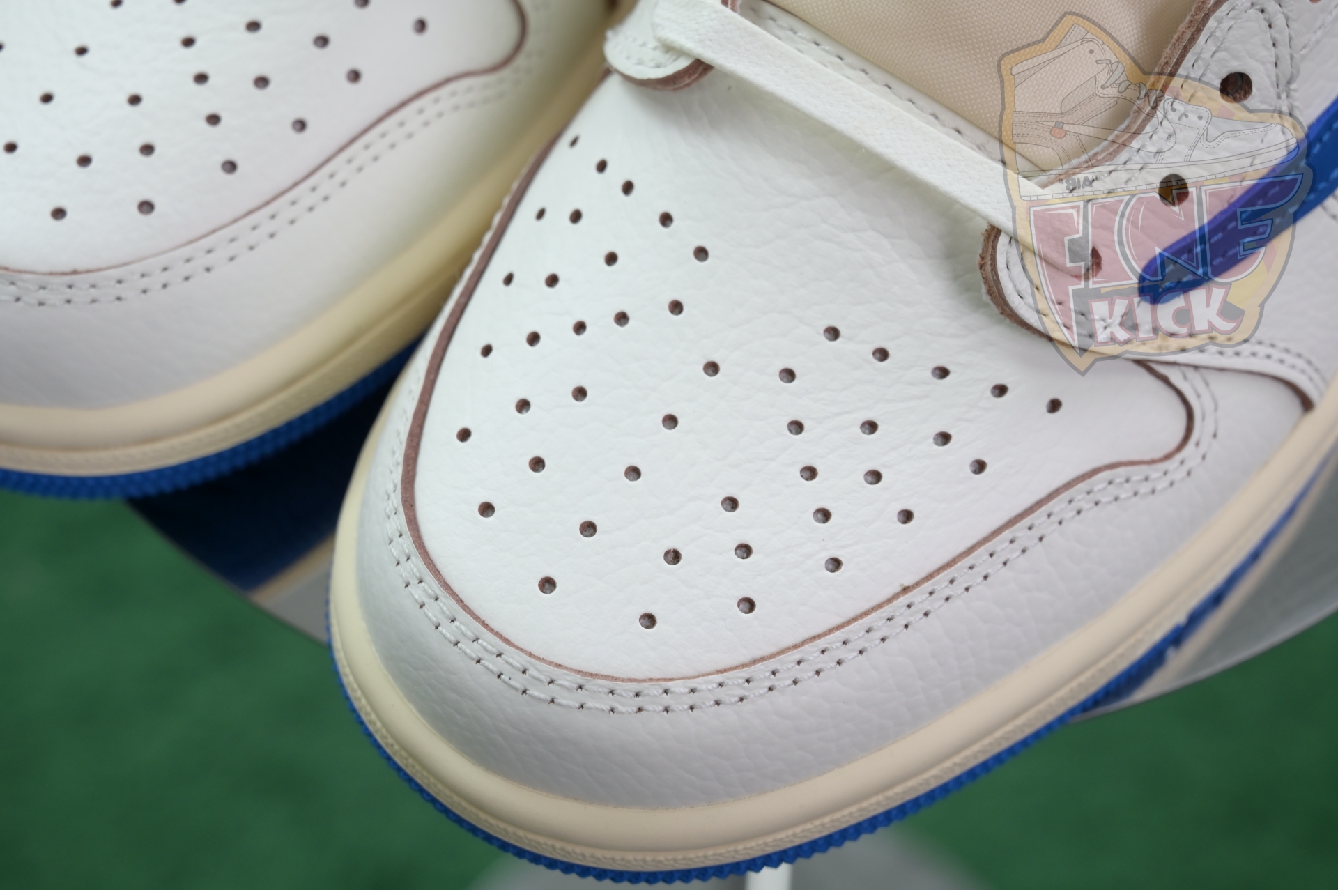 Travis Scott x Air Jordan 1 Low OG - finekick.vip