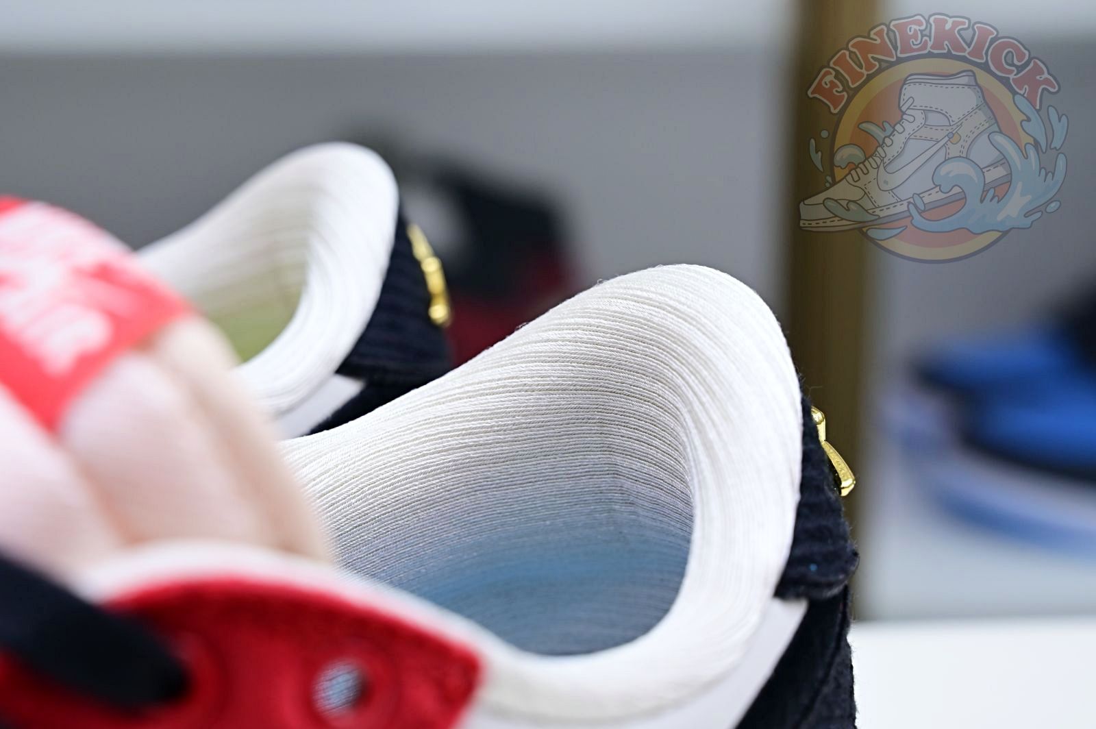 Trophy Room x Air Jordan 1 Low OG “Away” - finekick.vip