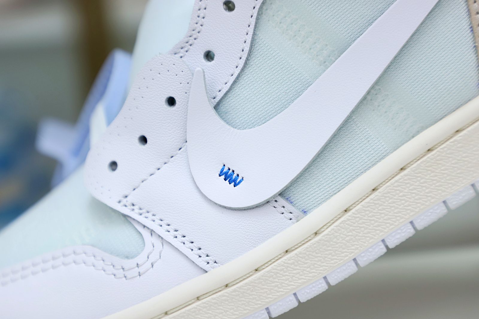 OFF-WHITE X AIR JORDAN 1 RETRO HIGH OG 'WHITE' 2018 - finekick.vip