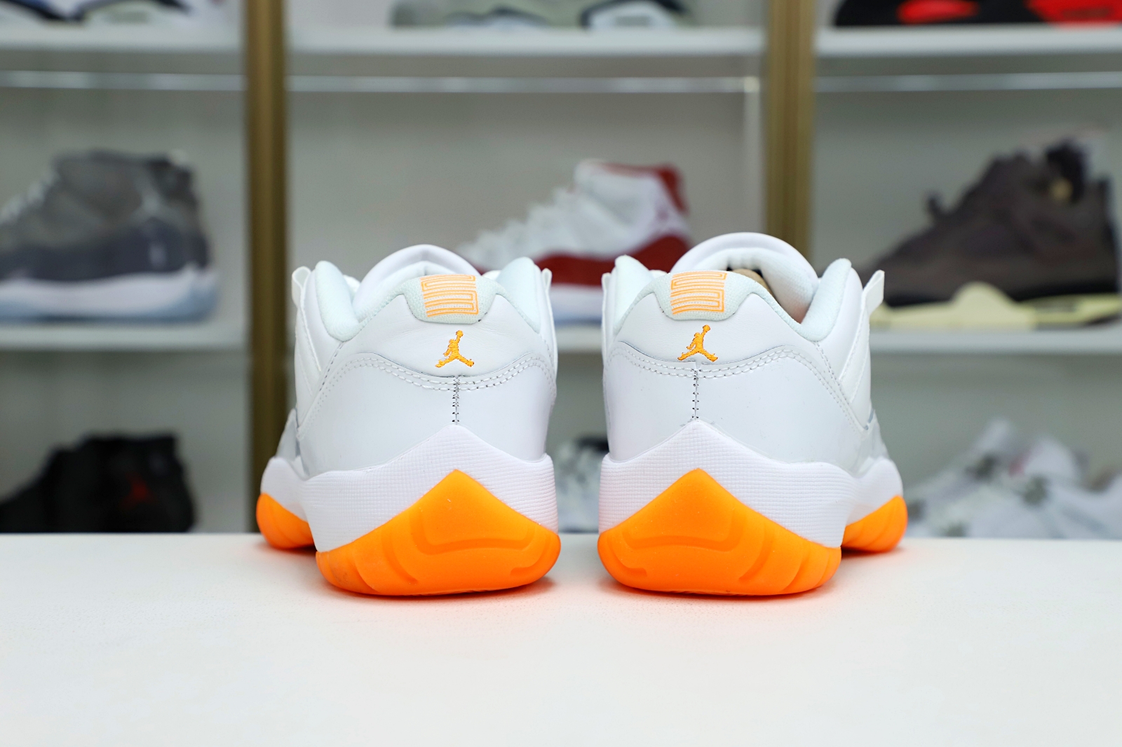 WMNS AIR JORDAN 11 RETRO LOW 'BRIGHT CITRUS' - finekick.vip