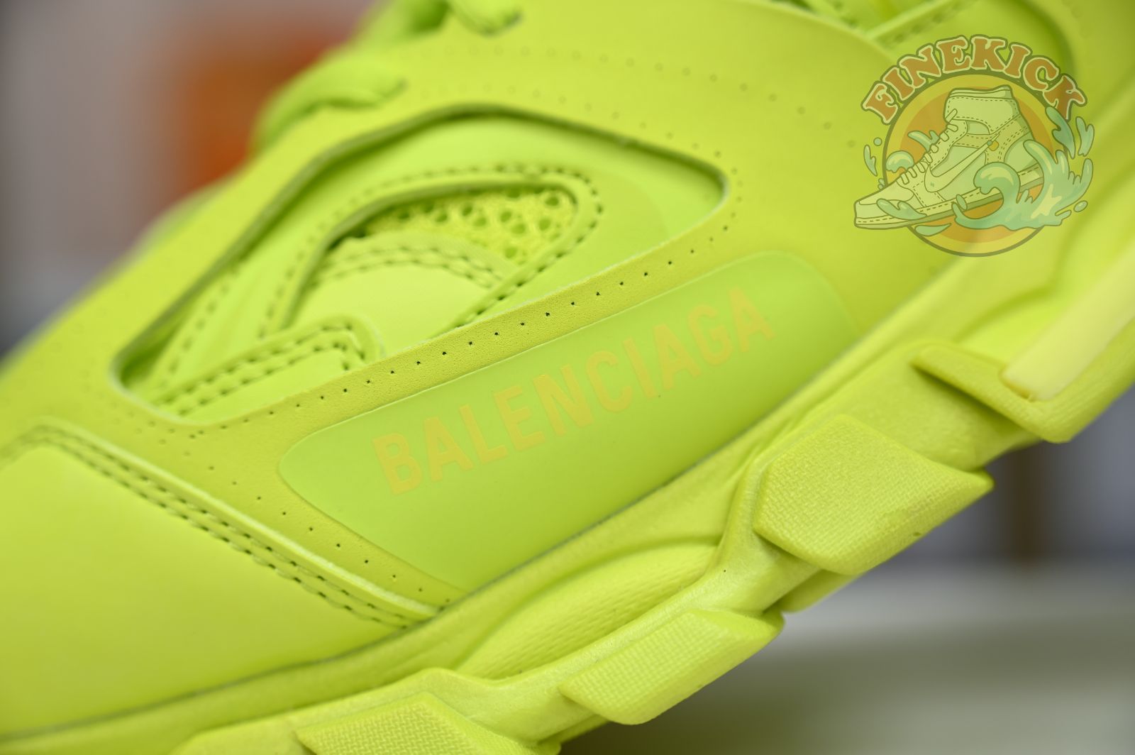 Balenciaga BLGA  Track(LED) - finekick.vip