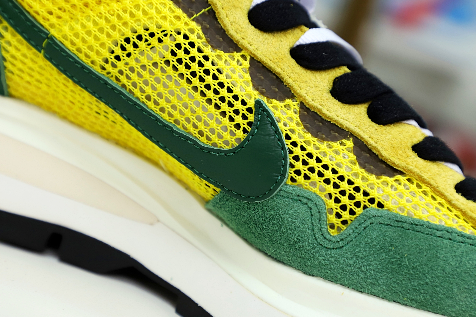 SACAI X VAPORWAFFLE 'TOUR YELLOW' - finekick.vip