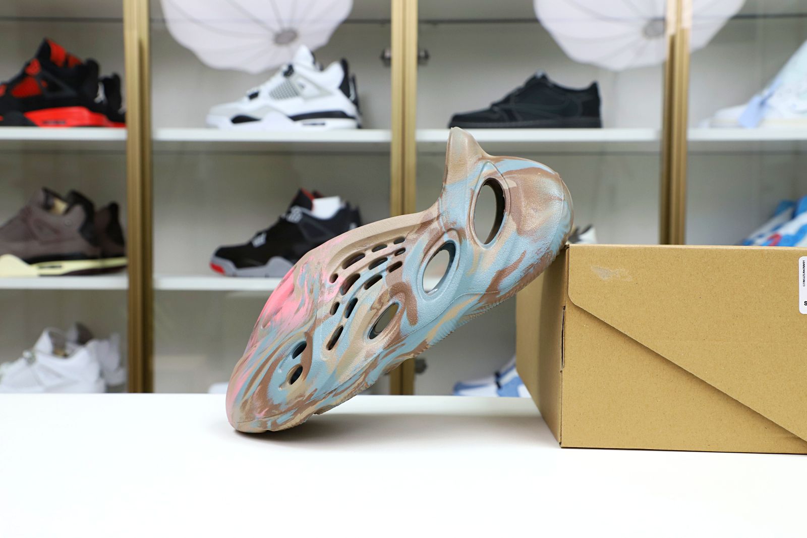 YEEZY FOAM RNNR MX SAND GREY - finekick.vip