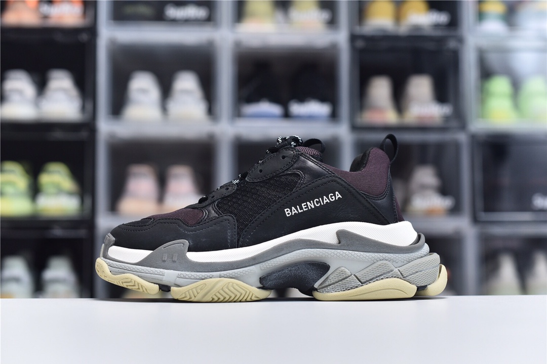 Balenciaga BLGA Triple S - finekick.vip
