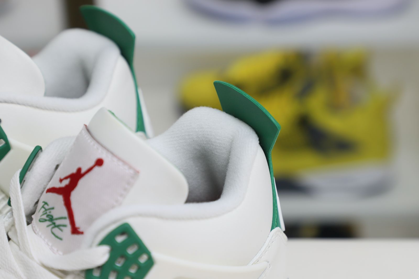 NIKE SB X AIR JORDAN 4 RETRO 'PINE GREEN' - finekick.vip