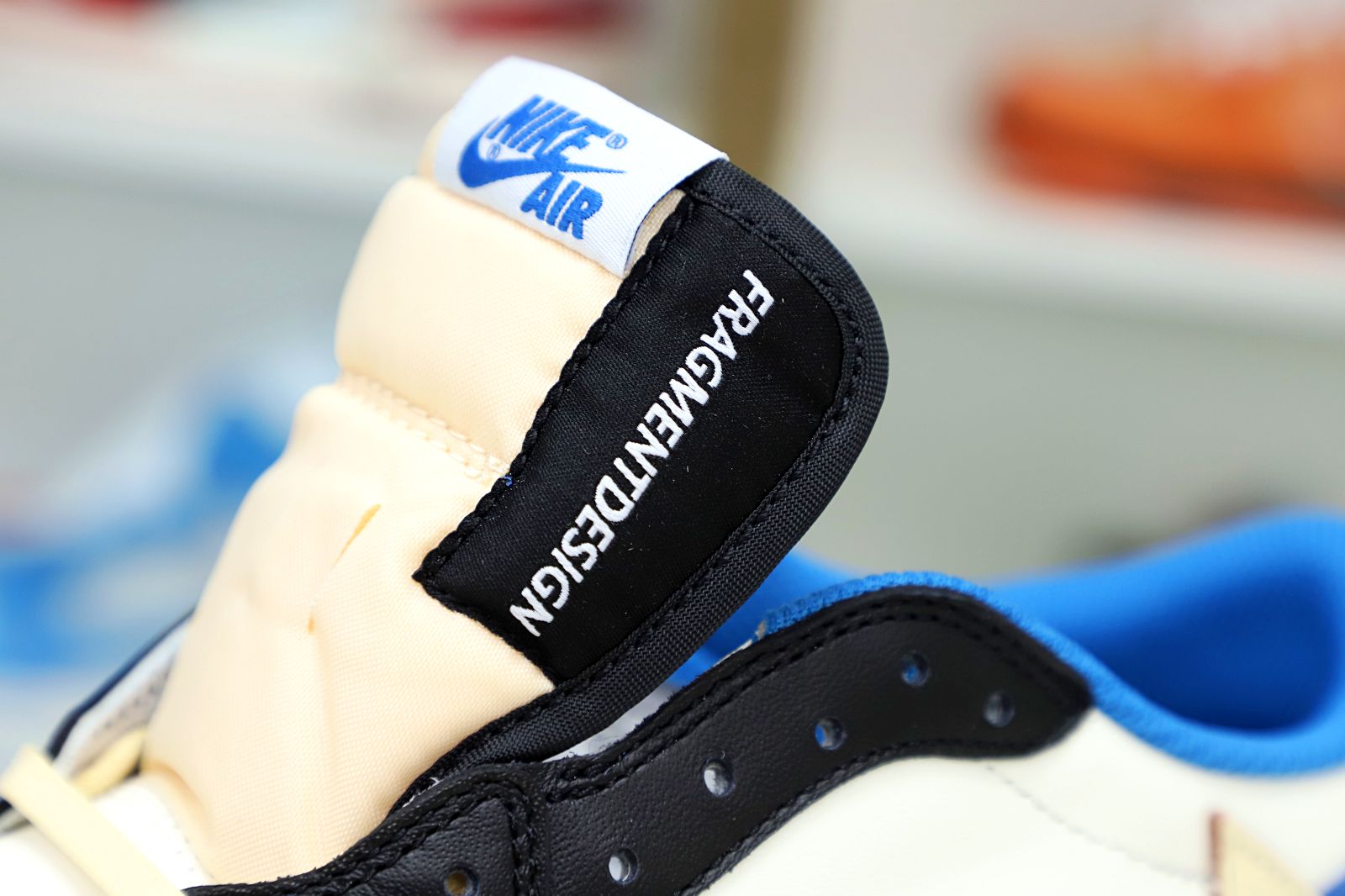 FRAGMENT DESIGN X TRAVIS SCOTT X AIR JORDAN 1 LOW - finekick.vip