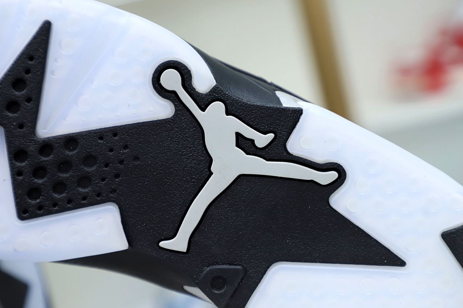 AIR JORDAN 6 CHROME - finekick.vip