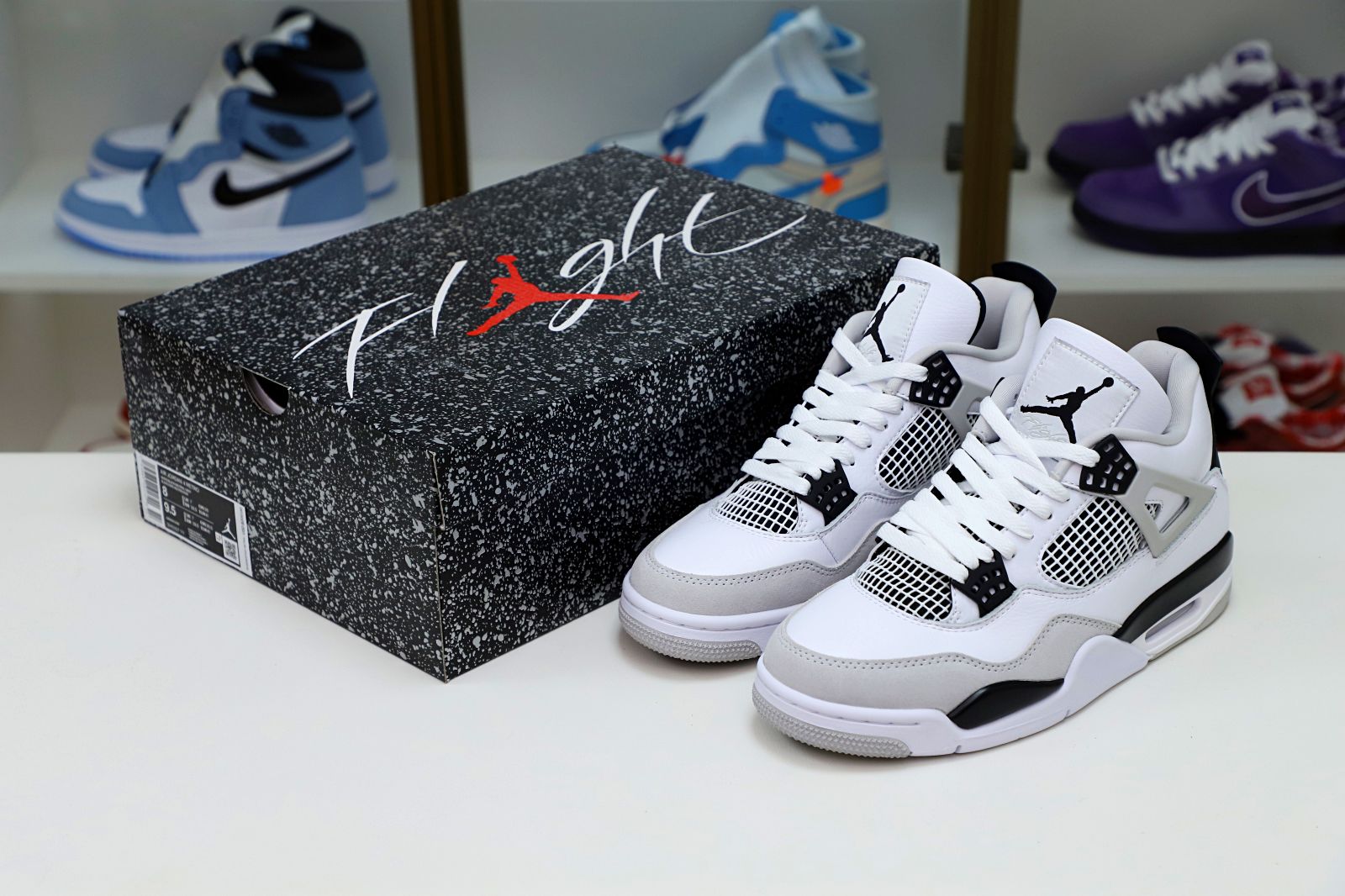 AIR JORDAN 4 MILITARY BLACK - finekick.vip