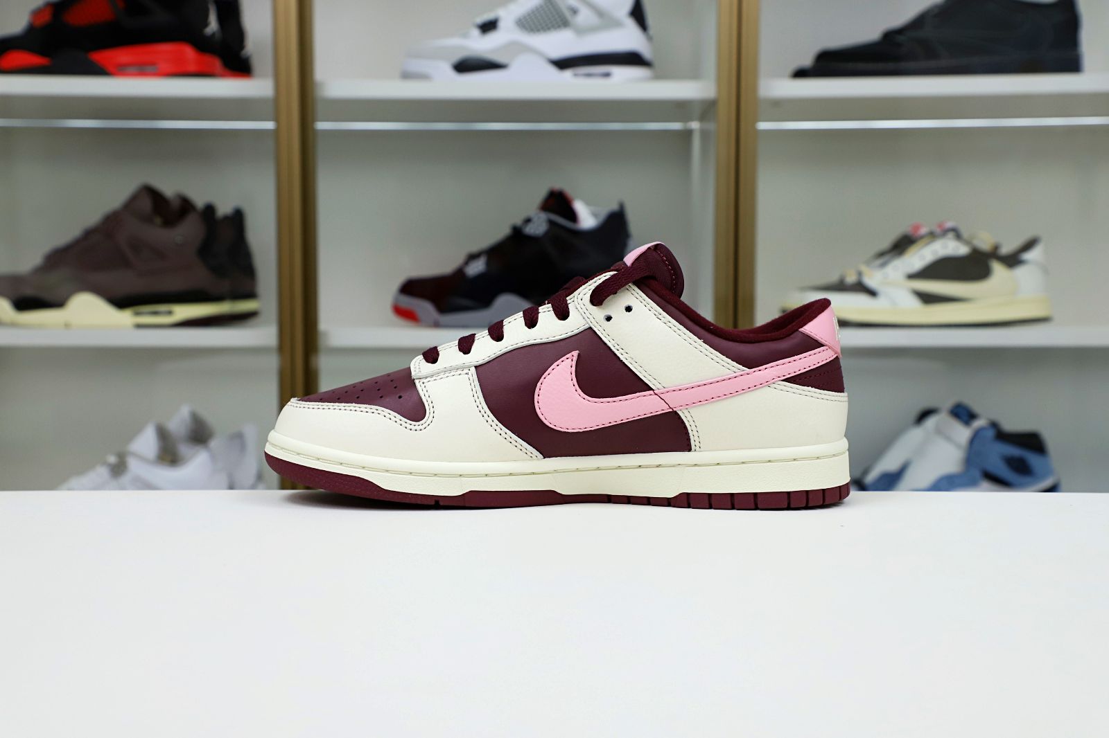 NIKE DUNK LOW VALENTINE DAY - finekick.vip