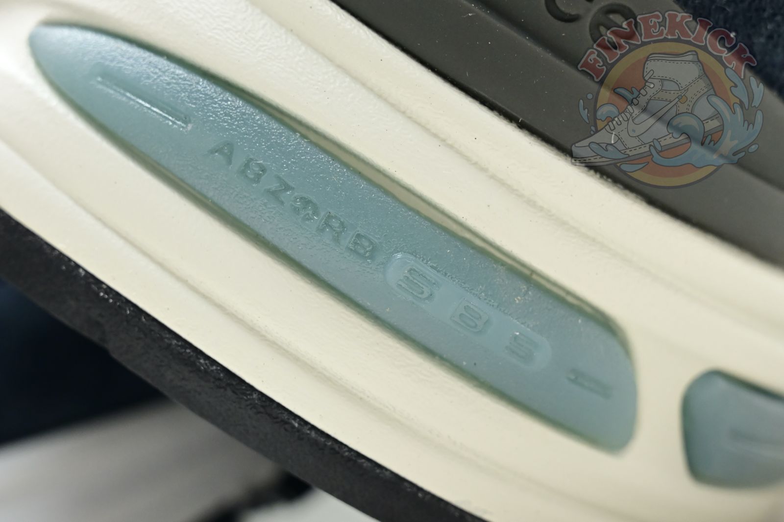 New Balance NB 991v2 - finekick.vip