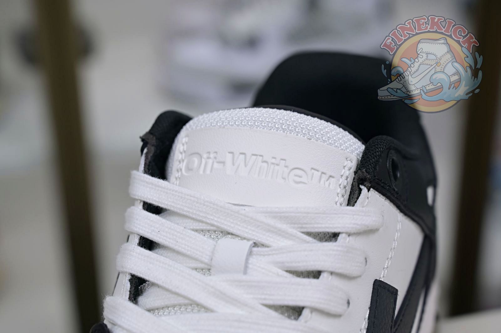 OFF-WHITE Ous Of Office - finekick.vip