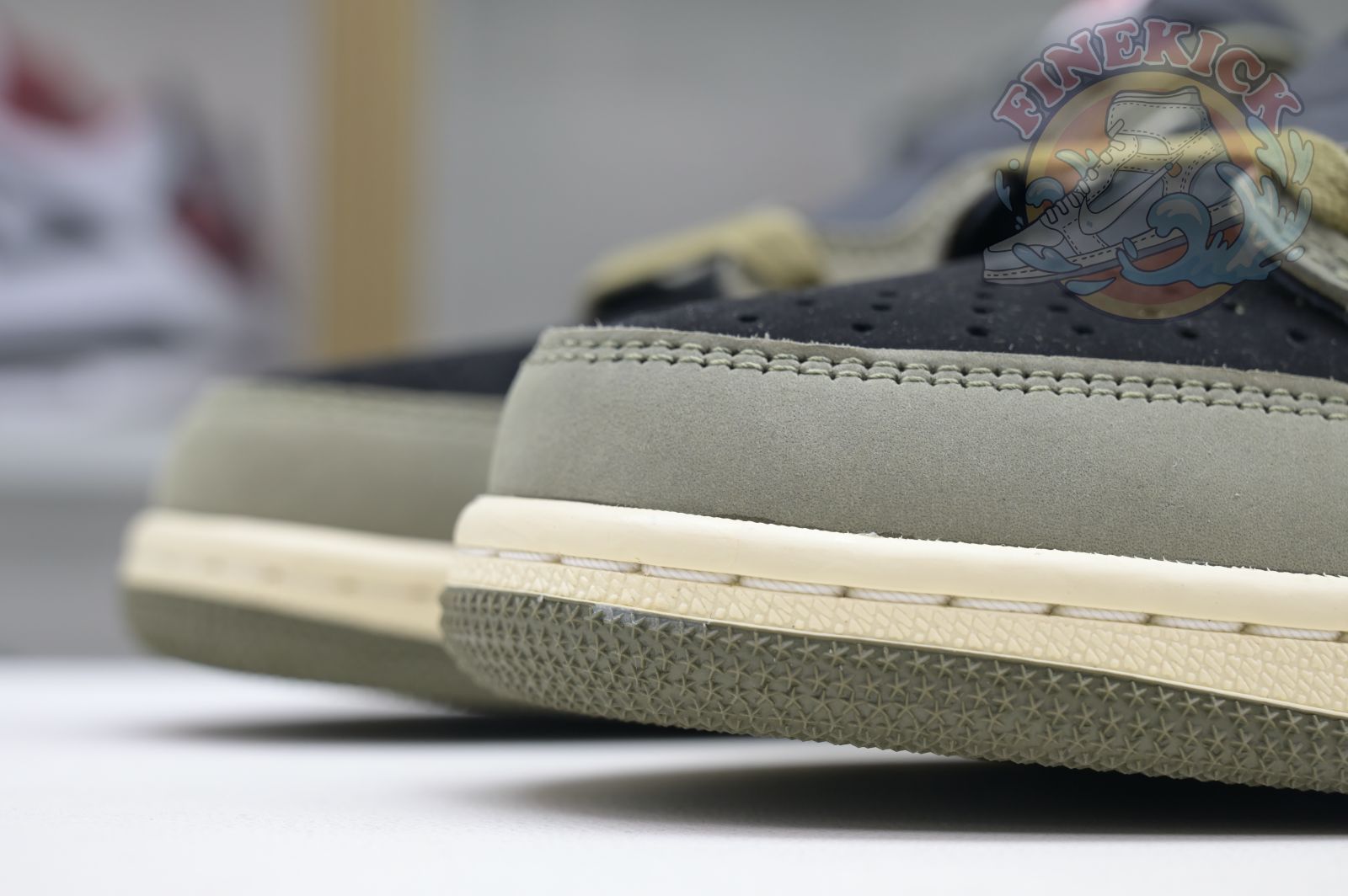 Travis Scott x Air Jordan 1 Low OG 7.0 - finekick.vip