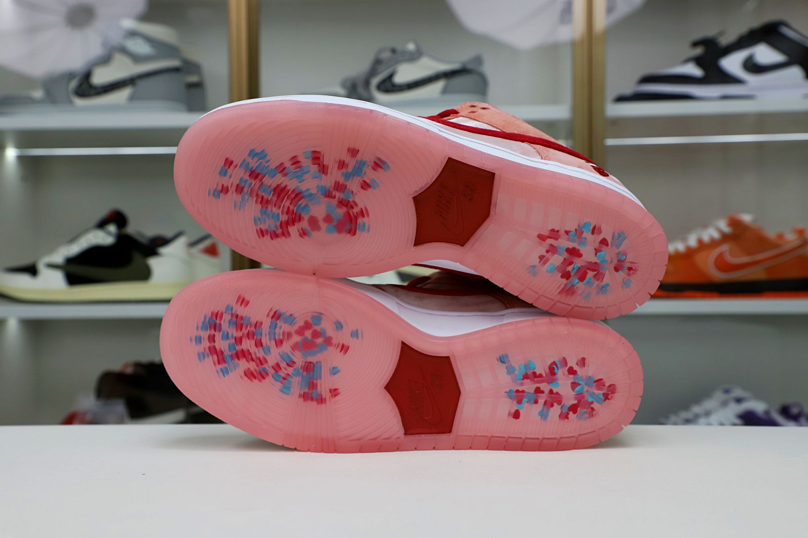 STRANGELOVE X DUNK LOW SB 'VALENTINE'S DAY' - finekick.vip