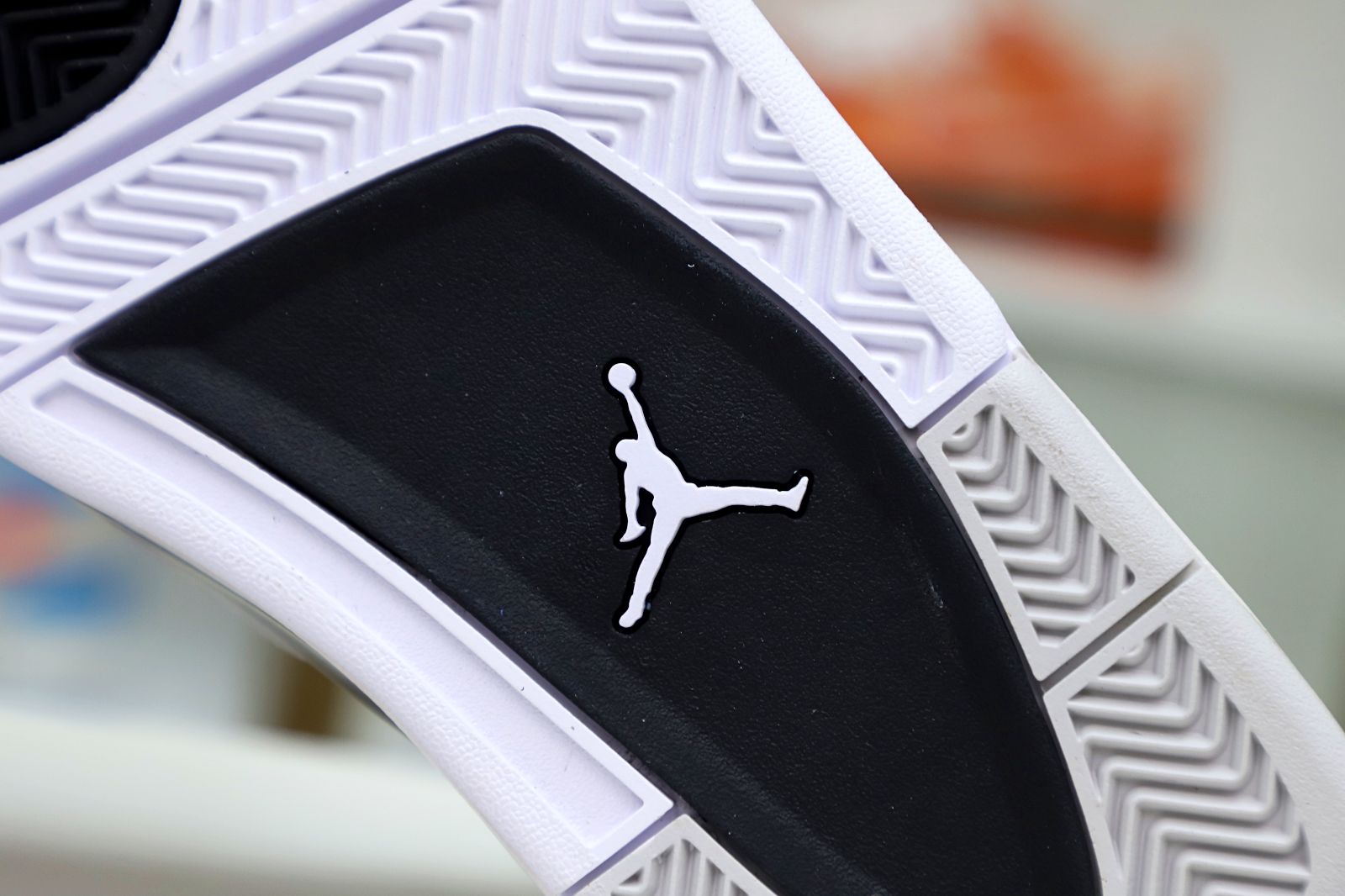 AIR JORDAN 4 MILITARY BLACK - finekick.vip
