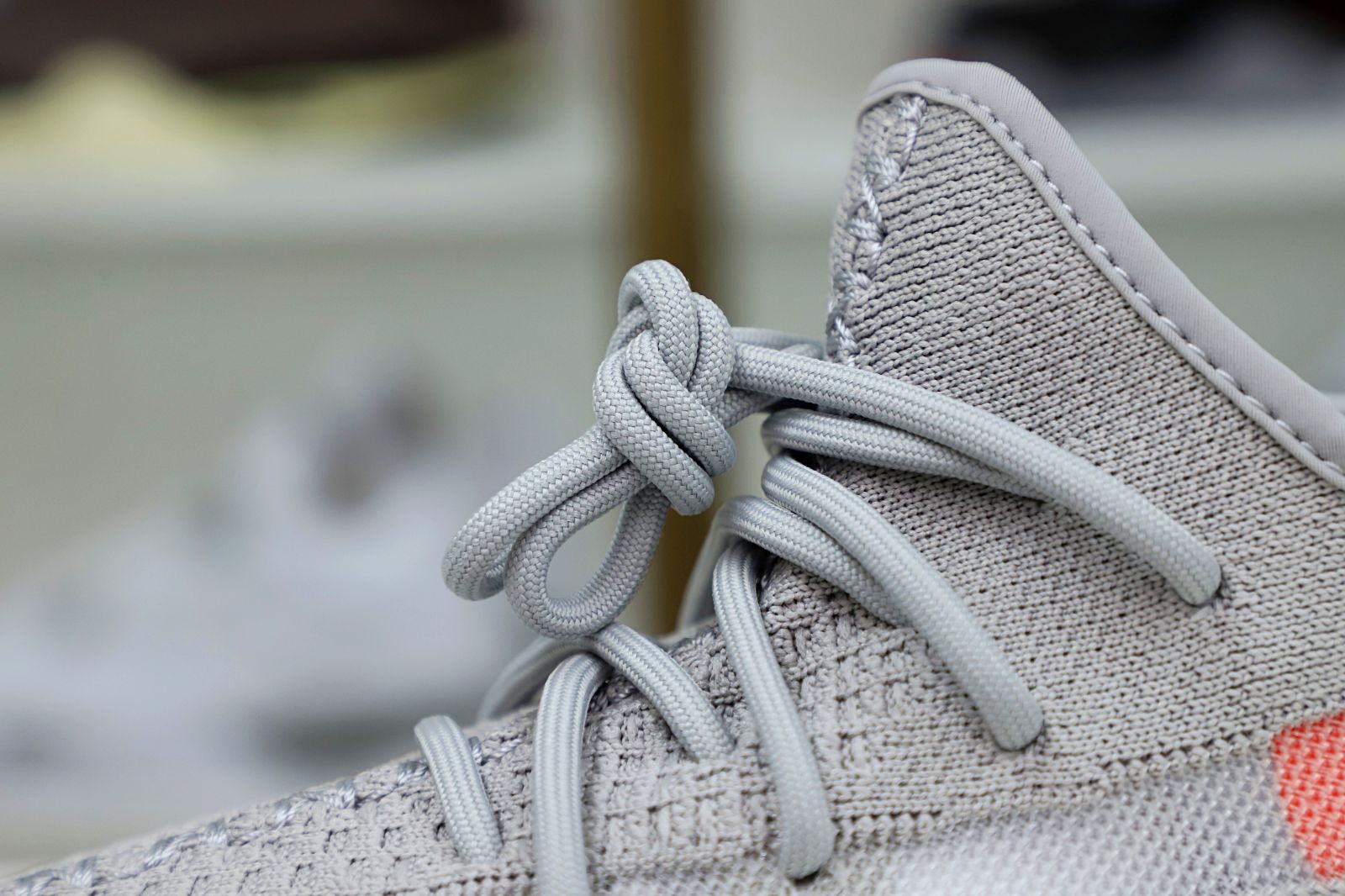 Yeezy Boost 350 V2 “Tail - finekick.vip