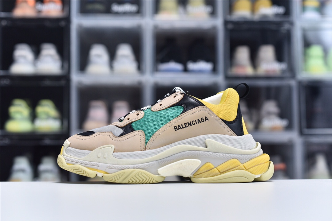 Balenciaga BLGA Triple S - finekick.vip