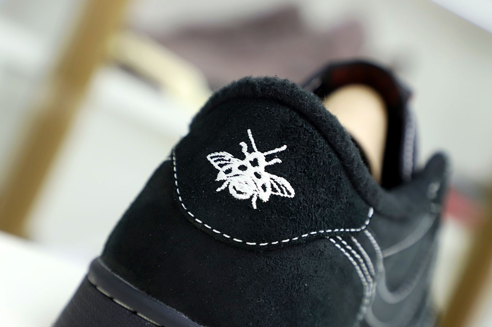 TRAVIS SCOTT X NIKE AIR JORDAN 1 LOW OG “BLACK/PHANTOM” - finekick.vip
