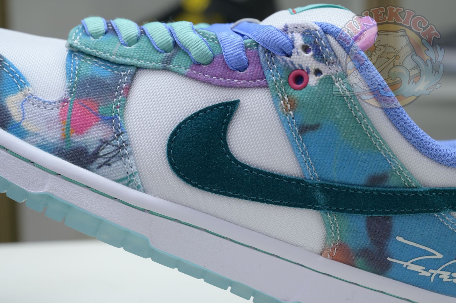 Futura Laboratories x Nike Dunk SB - finekick.vip