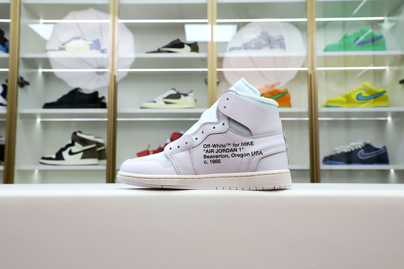 OFF-WHITE X AIR JORDAN 1 RETRO HIGH OG 'WHITE' 2018 - finekick.vip
