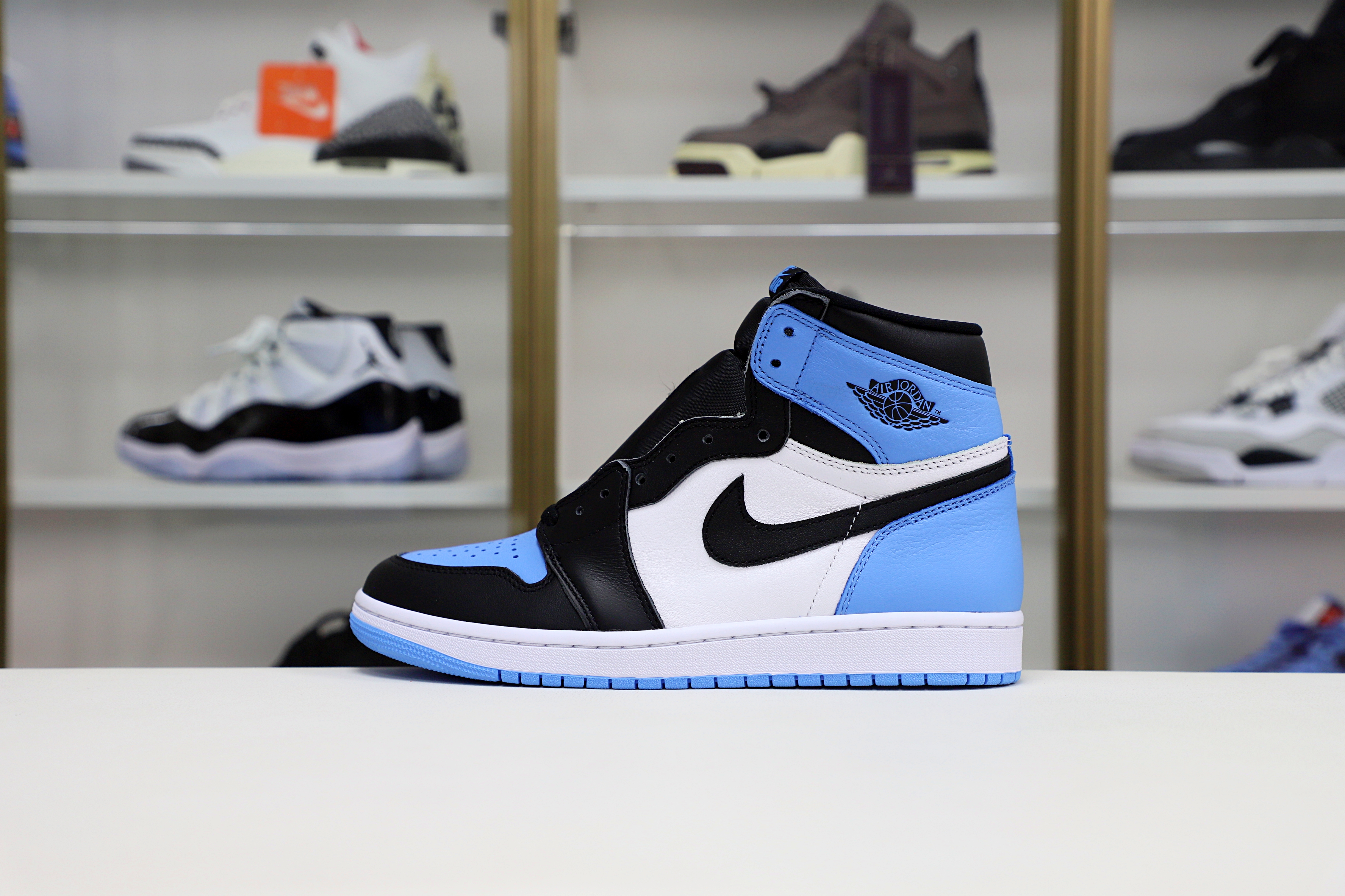 Air Jordan 1 High OG“University Blue - finekick.vip