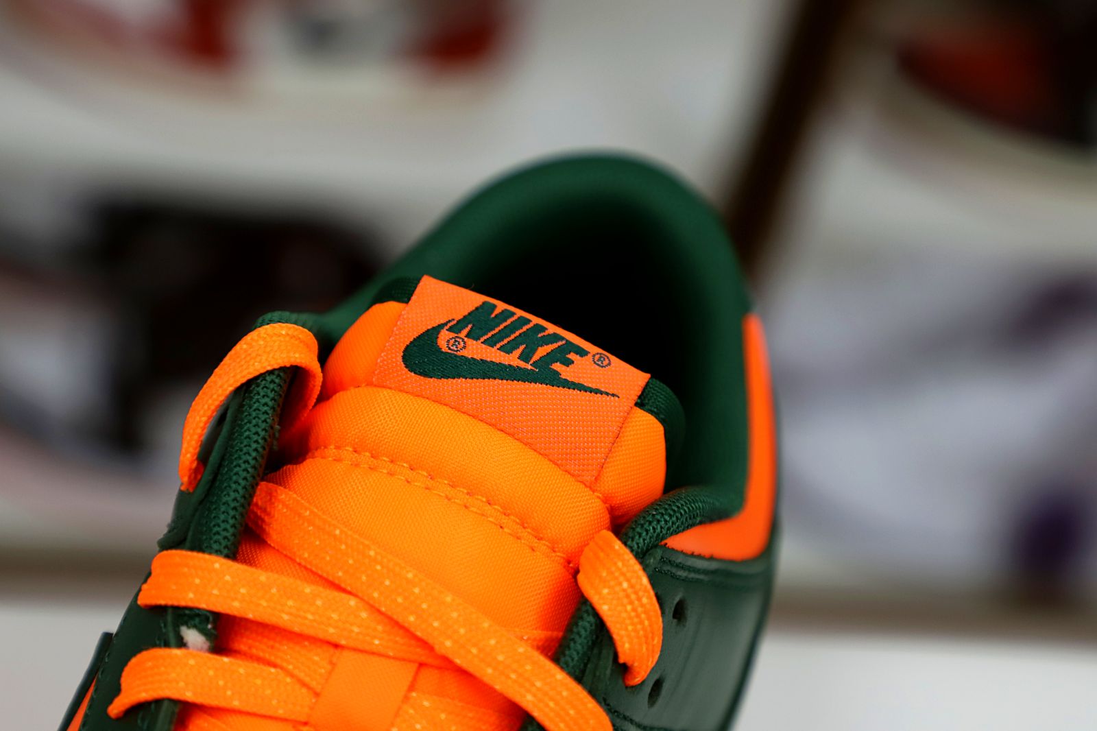 NIKE DUNK RETRO MINAMI HURRICANES - finekick.vip