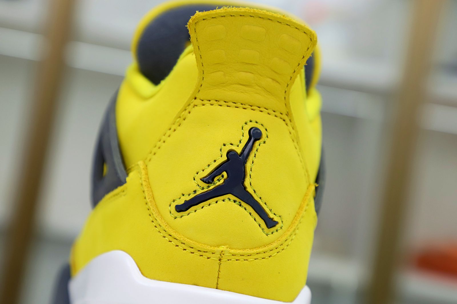 AIR Air JORDAN 4 RETRO 'LIGHTNING' 2021 - finekick.vip