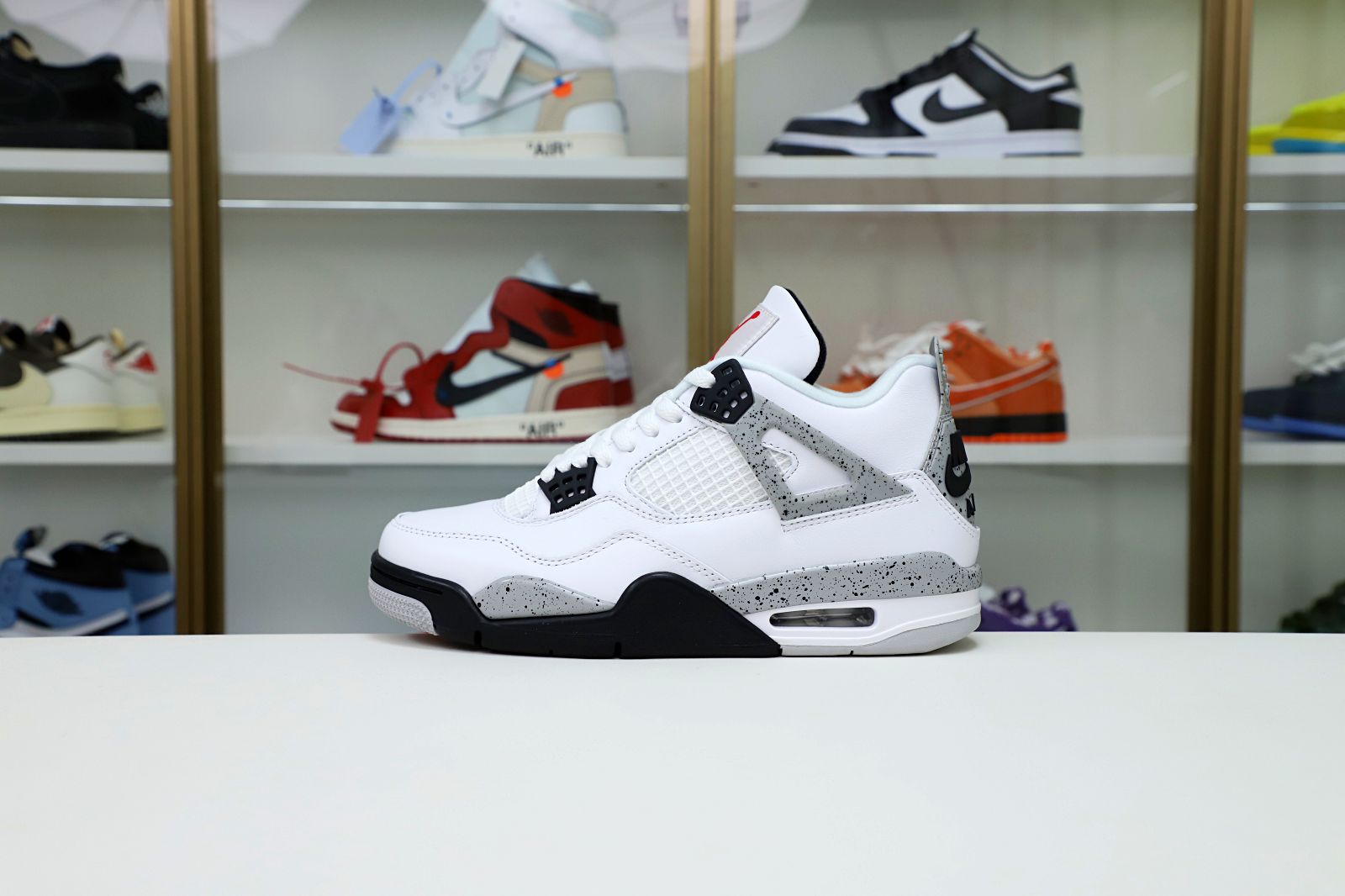Air Jordan 4 Retro White Cement - finekick.vip
