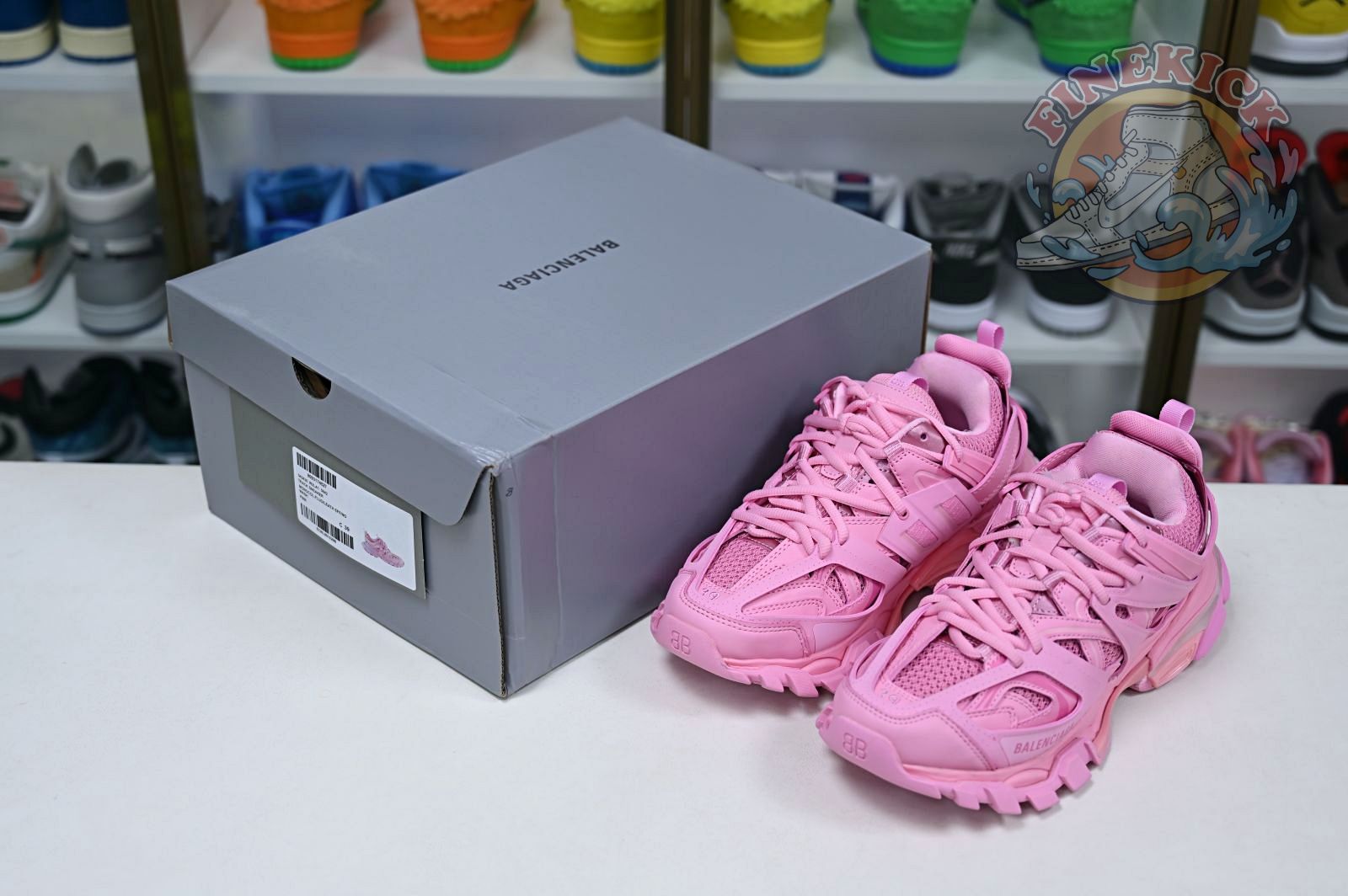 Balenciaga BLGA  Track(LED) - finekick.vip