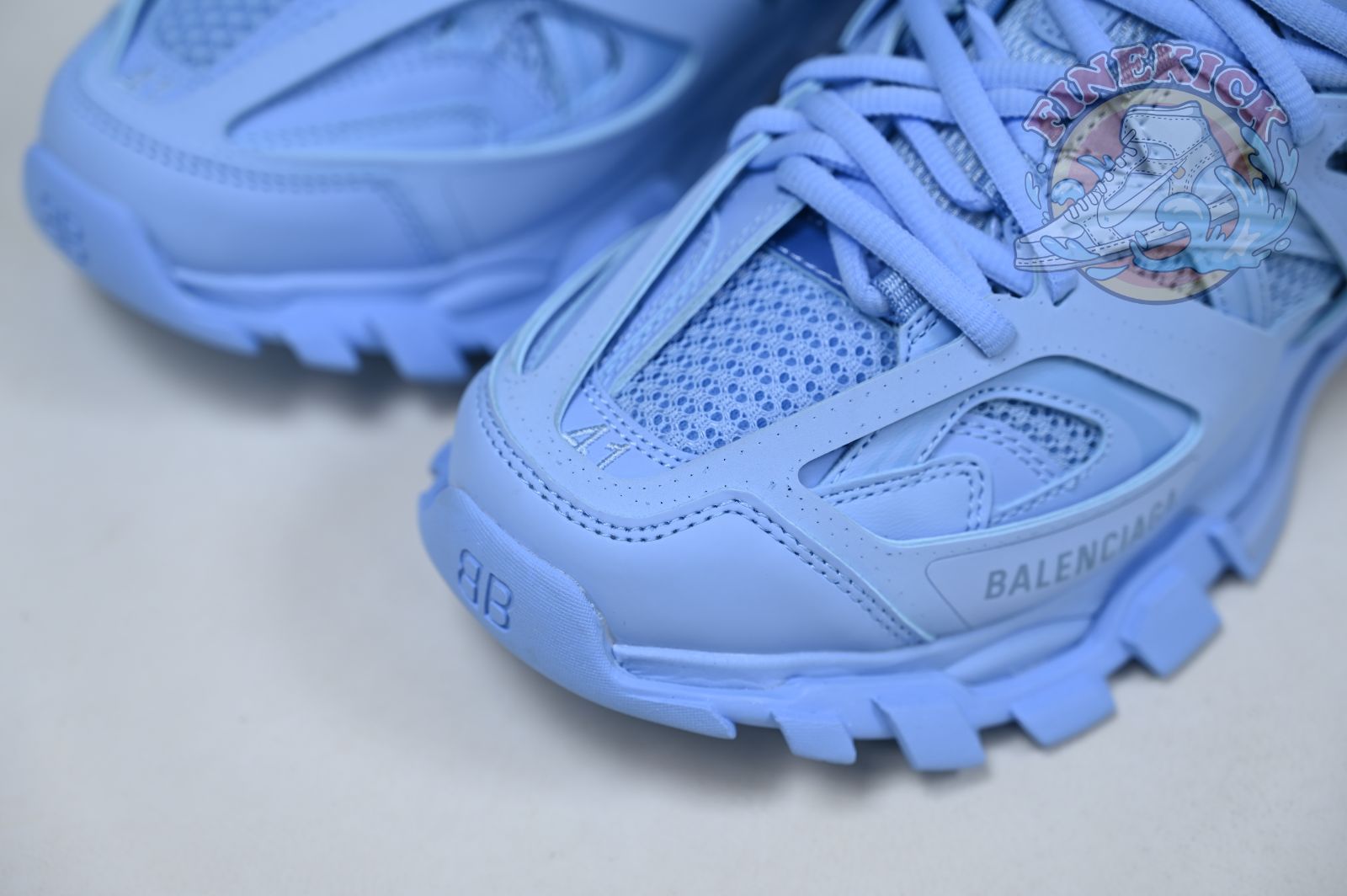 Balenciaga BLGA  Track(LED) - finekick.vip